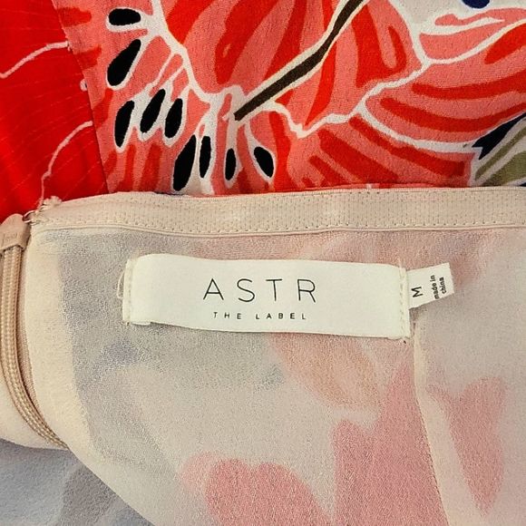 ASTR The Label Josefina Floral Strapless Dress - Picture 9 of 10